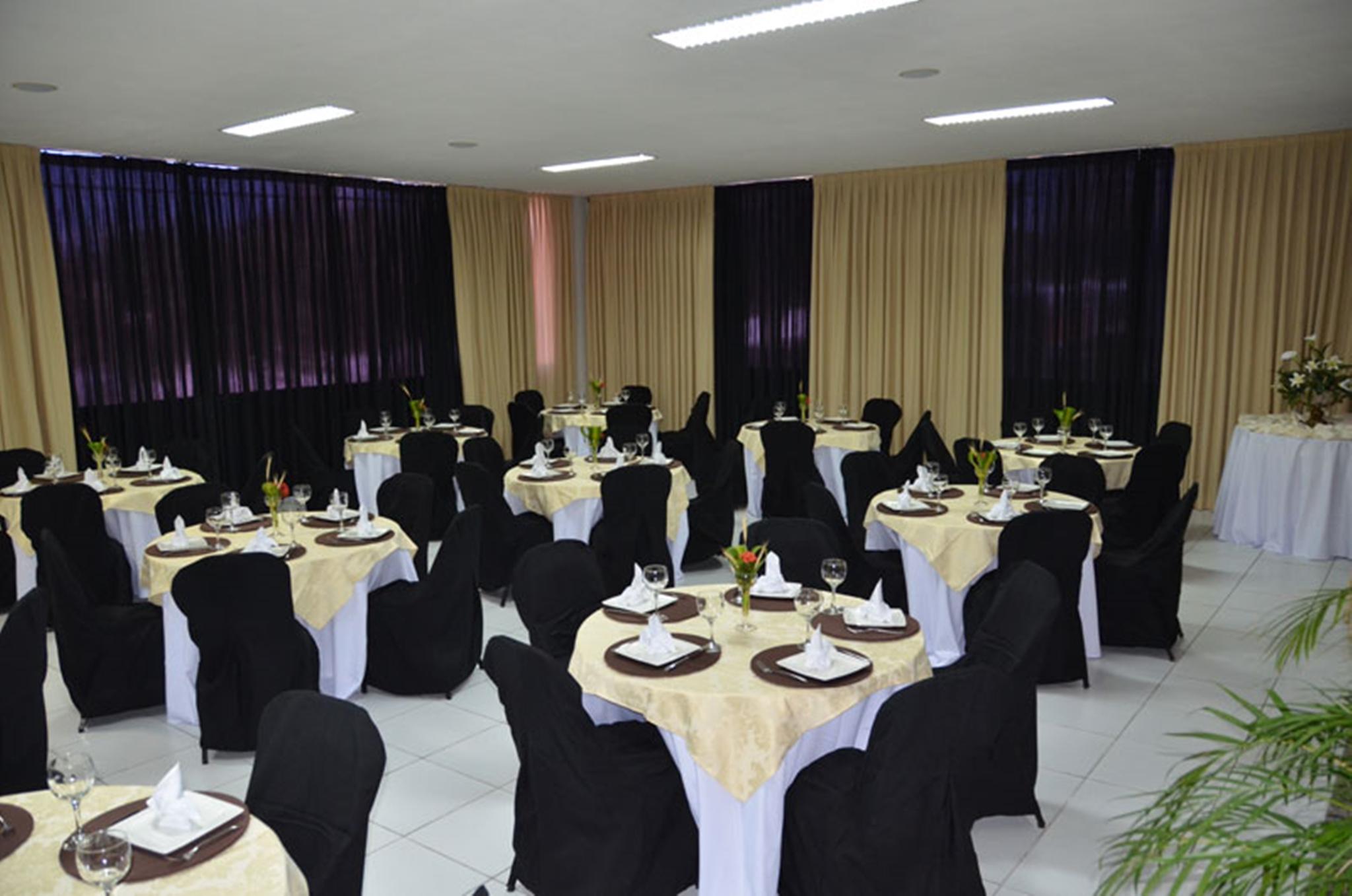 Hotel Arituba Park 3*